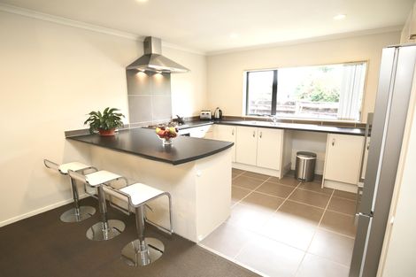 Photo of property in 4a Kohekohe Place, Pukete, Hamilton, 3200