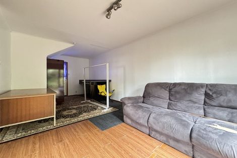 Photo of property in 29 Hollies Crescent, Johnsonville, Wellington, 6037