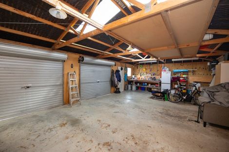 Photo of property in 658 Roberts Line, Kelvin Grove, Palmerston North, 4470