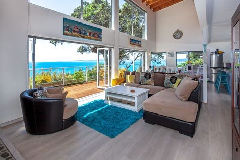 Photo of property in 102 Waihirere Drive, Tuateawa, Coromandel, 3583