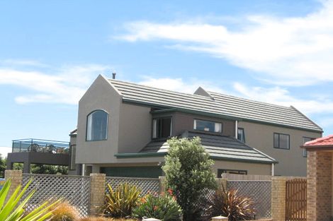 Photo of property in 9 Driftwood Lane, Waimairi Beach, Christchurch, 8083
