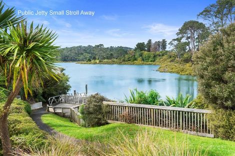 Photo of property in 2 Nikau Way, Riverhead, 0820