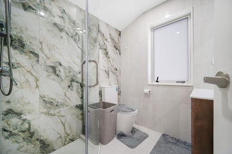 Photo of property in 33a Riverhills Avenue, Pakuranga Heights, Auckland, 2010