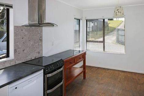 Photo of property in 16a Jasmine Grove, Maungaraki, Lower Hutt, 5010