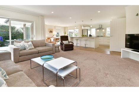 Photo of property in 26b Alice Avenue, Orewa, 0931