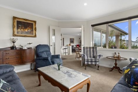 Photo of property in 19 Haden Place, Omokoroa, 3114