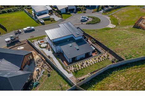 Photo of property in 8 Caldberg Close, Westmorland, Christchurch, 8025