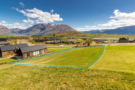 Photo of property in 33 Cappie Drive, Jacks Point, Queenstown, 9371