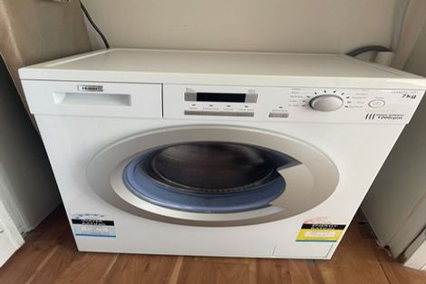 Photo of property in 43 Surf Road, Stanmore Bay, Whangaparaoa, 0932