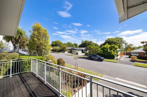Photo of property in 29 Gunns Crescent, Cashmere, Christchurch, 8022