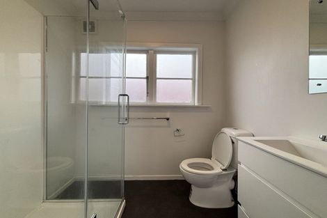 Photo of property in 1/190 The Parade, Island Bay, Wellington, 6023