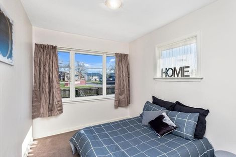 Photo of property in 2 Eglinton Street, Avondale, Christchurch, 8061