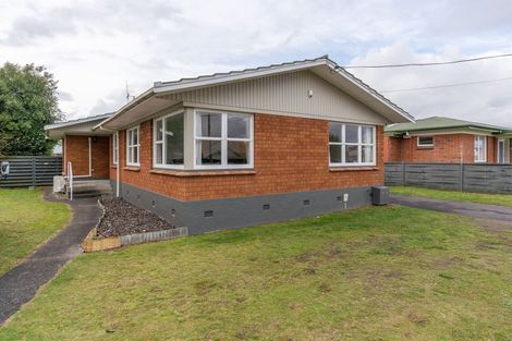 Photo of property in 150 Sandwich Road, St Andrews, Hamilton, 3200