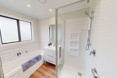 Photo of property in 40 Atlantic Drive, Fitzherbert, Palmerston North, 4410