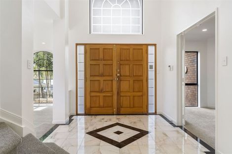 Photo of property in 48 Wiltshire Place, Somerville, Auckland, 2014