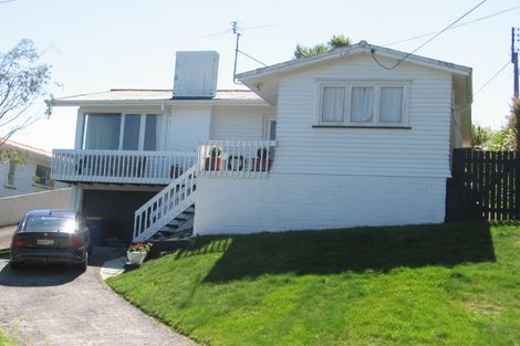 Photo of property in 2/71 Balmain Road, Birkenhead, Auckland, 0626