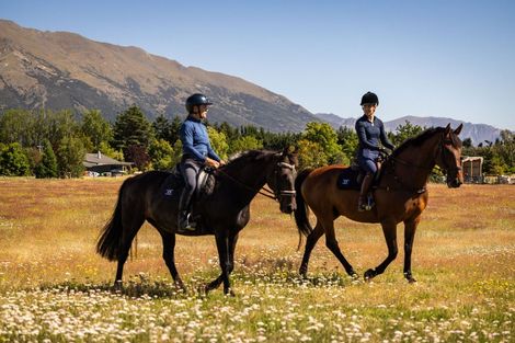 Photo of property in 24 Lachlan Avenue, Hawea Flat, Lake Hawea, 9382