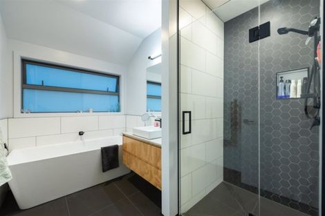 Photo of property in 17 Awatira Drive, Papamoa Beach, Papamoa, 3118