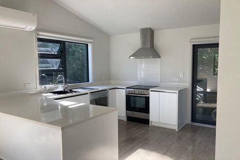 Photo of property in 22 Wicklam Lane, Greenhithe, Auckland, 0632