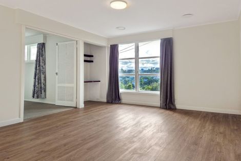 Photo of property in 10 Voltaire Street, Karori, Wellington, 6012