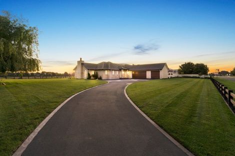 Photo of property in 44 Seachange Drive, Leamington, Cambridge, 3432