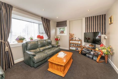 Photo of property in 2/65 Northcote Road, Northcote, Christchurch, 8052