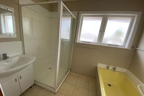 Photo of property in 35 Andrew Road, Howick, Auckland, 2010