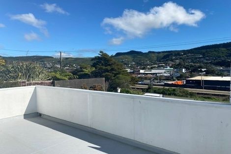 Photo of property in 26 Duncan Street, Tawa, Wellington, 5028