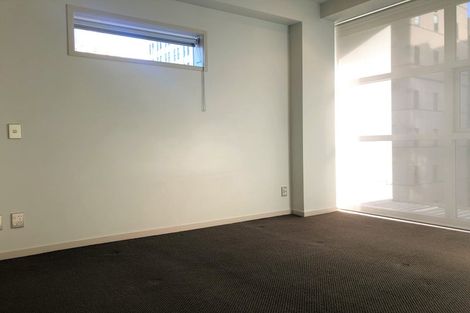 Photo of property in Summit Apartments, 8/184 Molesworth Street, Thorndon, Wellington, 6011