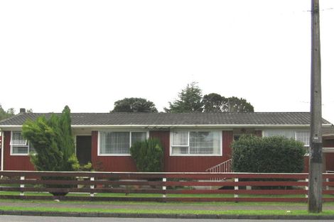Photo of property in 3/1 Sturges Road, Henderson, Auckland, 0610