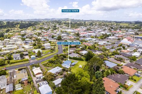 Photo of property in 11 Jellicoe Avenue, Tuakau, 2121