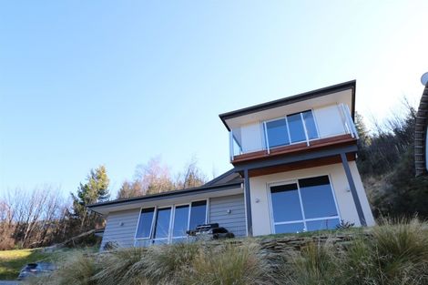 Photo of property in 16 De La Mare Place, Frankton, Queenstown, 9300