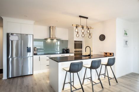 Photo of property in 31 Keene Drive, Bell Block, New Plymouth, 4312