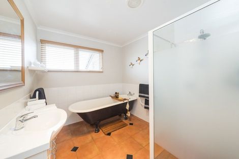 Photo of property in 90 West Street, Feilding, 4702