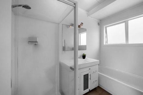 Photo of property in 1/8 Bayswater Avenue, Bayswater, Auckland, 0622