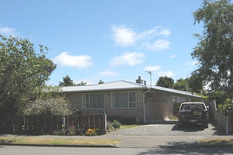 Photo of property in 12 Cottonwood Street, Parklands, Christchurch, 8083