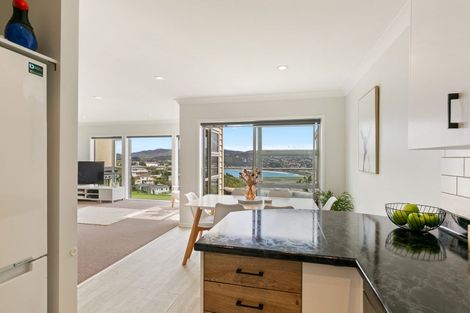 Photo of property in 15 Birkhall Grove, Strathmore Park, Wellington, 6022