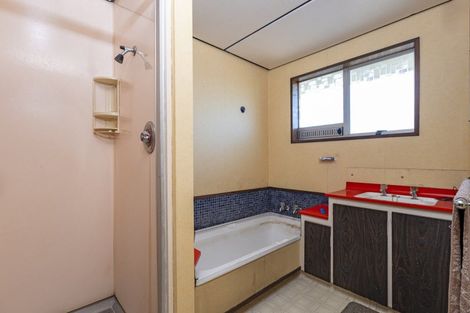 Photo of property in 102 Cox Street, Geraldine, 7930