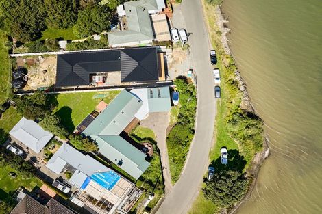 Photo of property in 19 Motukaraka Point, Pauatahanui, Porirua, 5381