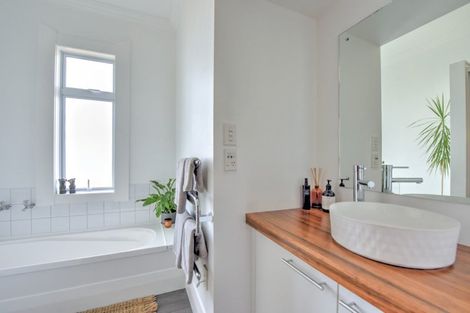 Photo of property in 140 Broughton Street, Gore, 9710