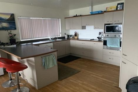 Photo of property in 1/15 Lizzie Lane, Clover Park, Auckland, 2019