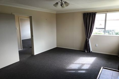 Photo of property in 15 Burns Street, Kew, Invercargill, 9812