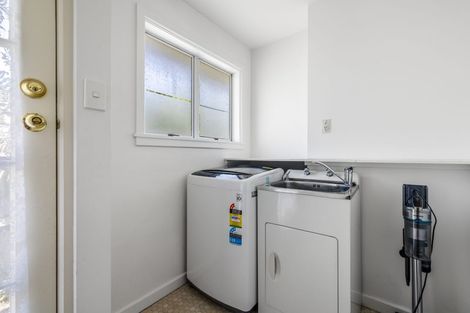 Photo of property in 230 Avonhead Road, Avonhead, Christchurch, 8042