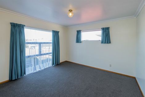 Photo of property in 36 York Street, Levin, 5510