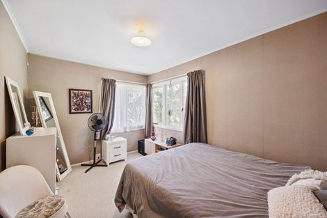 Photo of property in 17 Amberley Avenue, Te Atatu South, Auckland, 0610