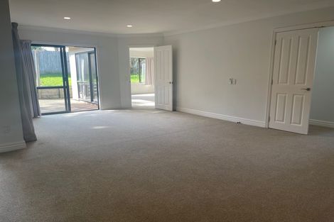 Photo of property in 29 Manu Place, Pinehill, Auckland, 0632