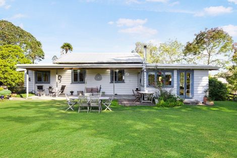 Photo of property in 130 Kimpton Road, Brookby, Manurewa, 2576