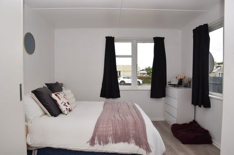 Photo of property in 1 Joseph Street, Waverley, Invercargill, 9810