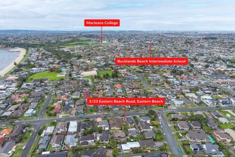 Photo of property in 3/23 Eastern Beach Road, Eastern Beach, Auckland, 2012