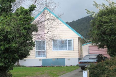 Photo of property in 9 Emerald Street, Pukehangi, Rotorua, 3015